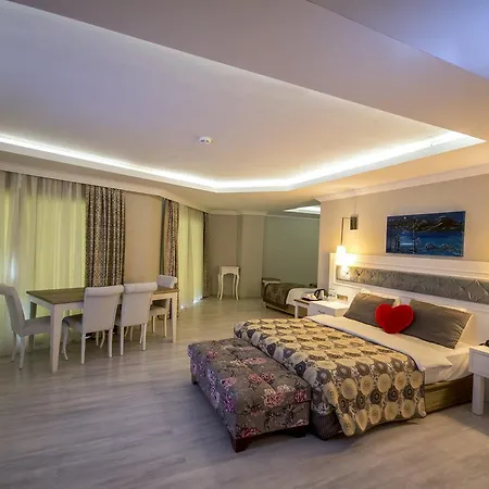 Nature Diamond 5* 말마리스